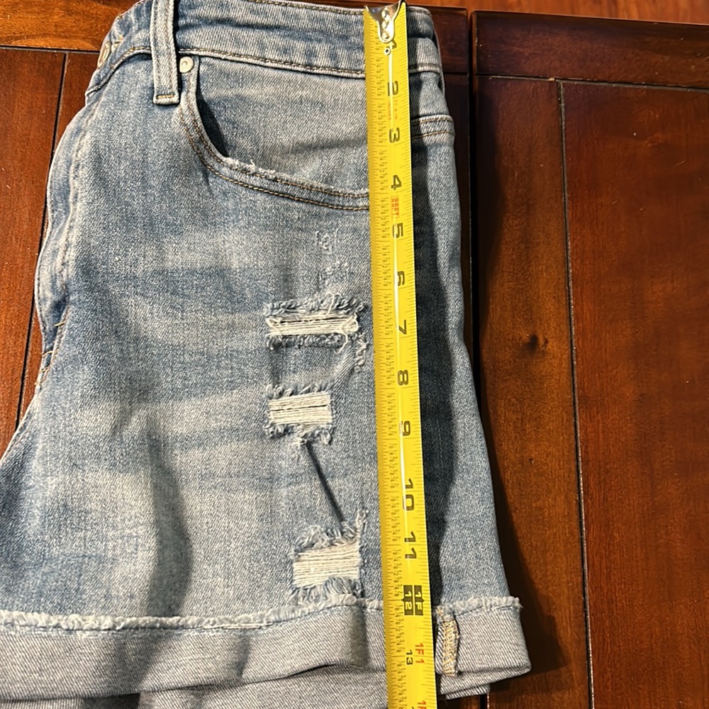 Windsor distressed denim shorts - Picture 11 of 11
